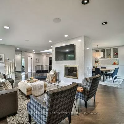 3, Twyford, Princess-Rosethorn, Toronto