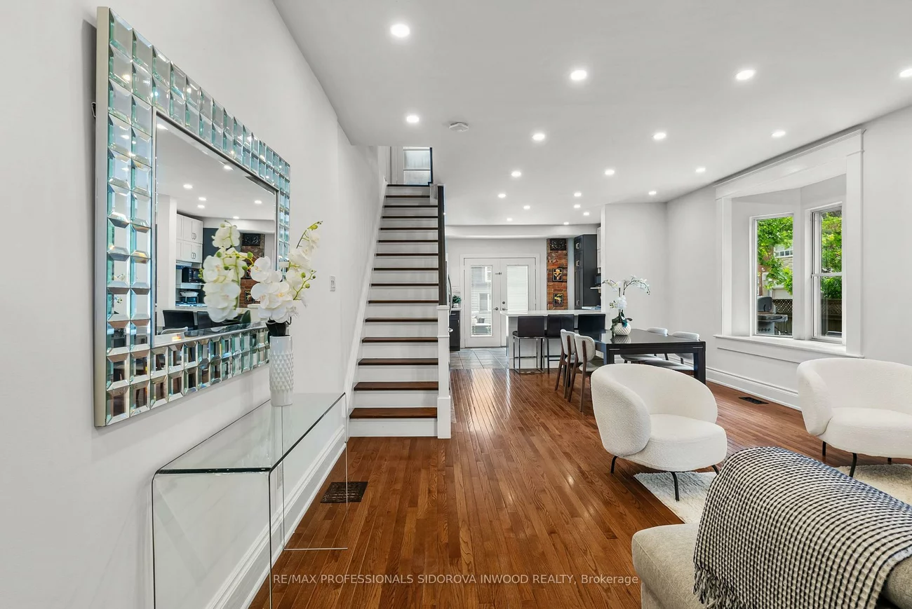 224, Gilmour, Junction Area, Toronto