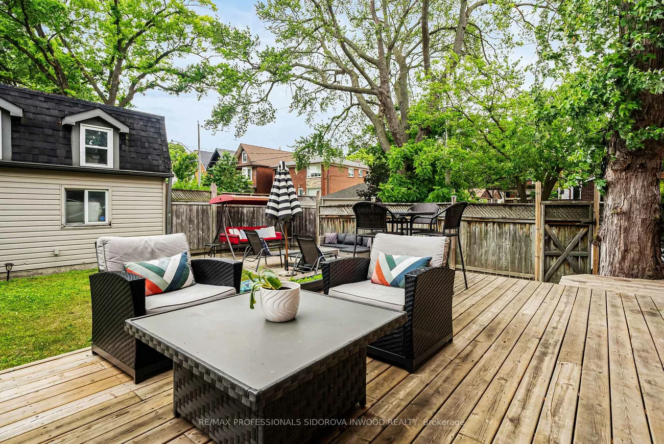 224, Gilmour, Junction Area, Toronto