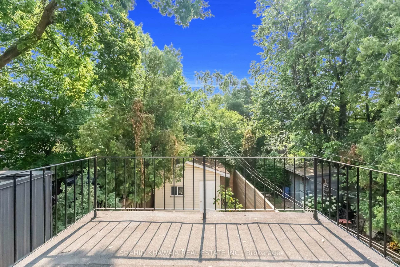 58, Pauline, Dovercourt-Wallace Emerson-Junction, Toronto