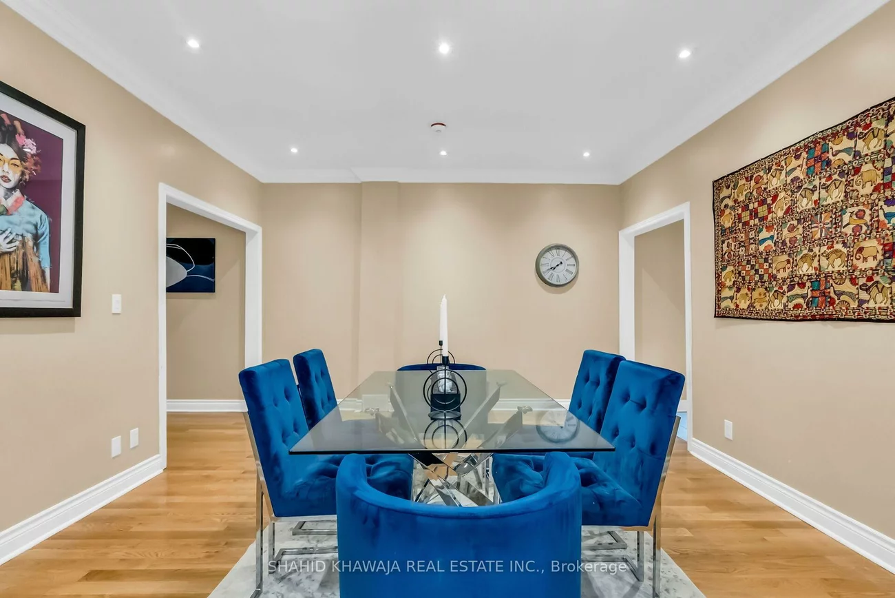 58, Pauline, Dovercourt-Wallace Emerson-Junction, Toronto