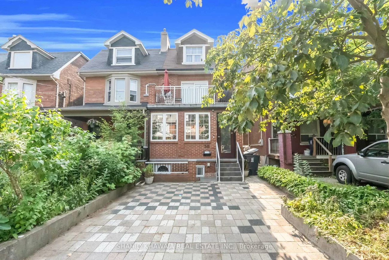 58, Pauline, Dovercourt-Wallace Emerson-Junction, Toronto