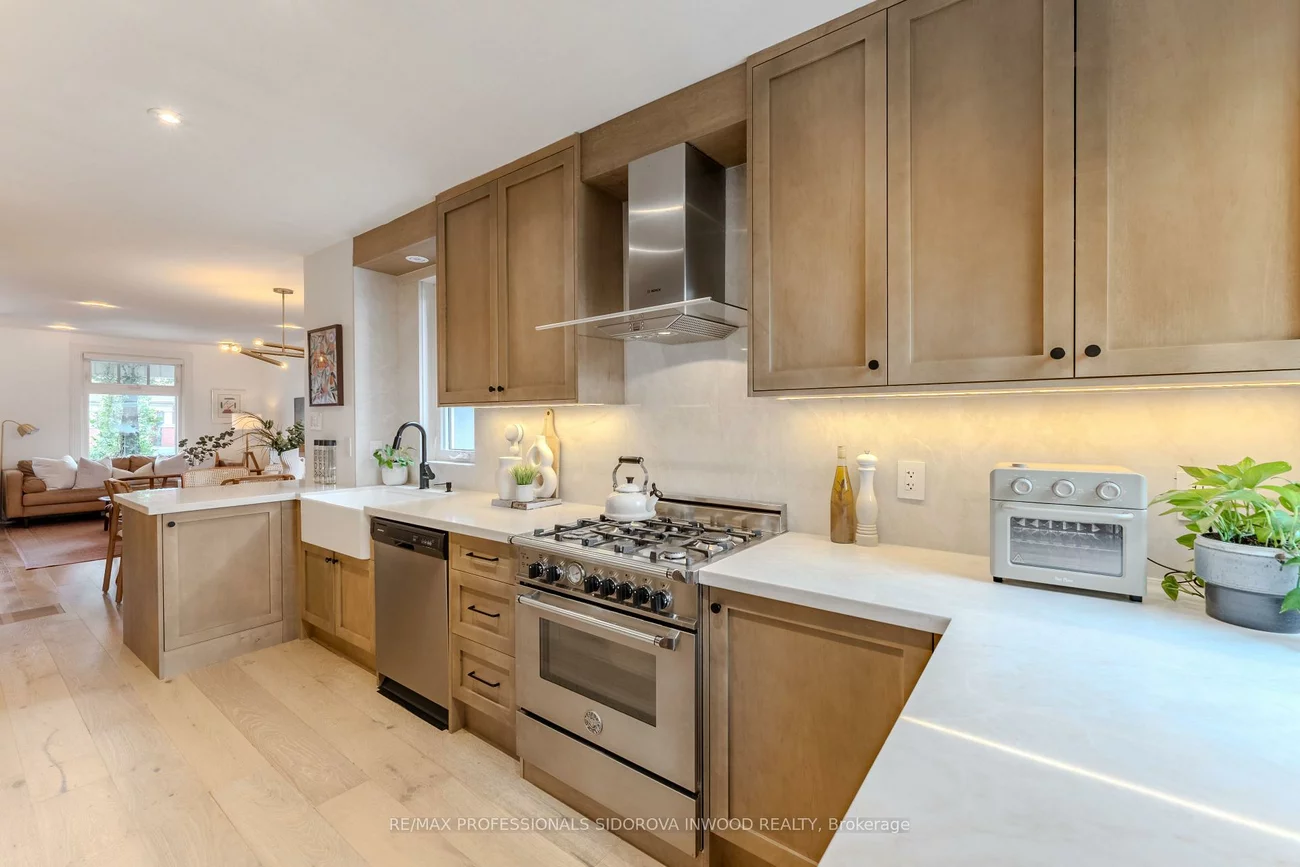 110, St Johns, Junction Area, Toronto