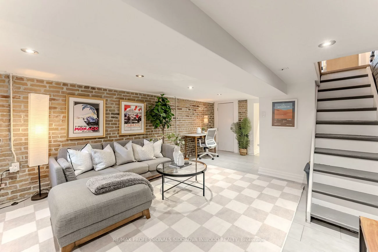 110, St Johns, Junction Area, Toronto