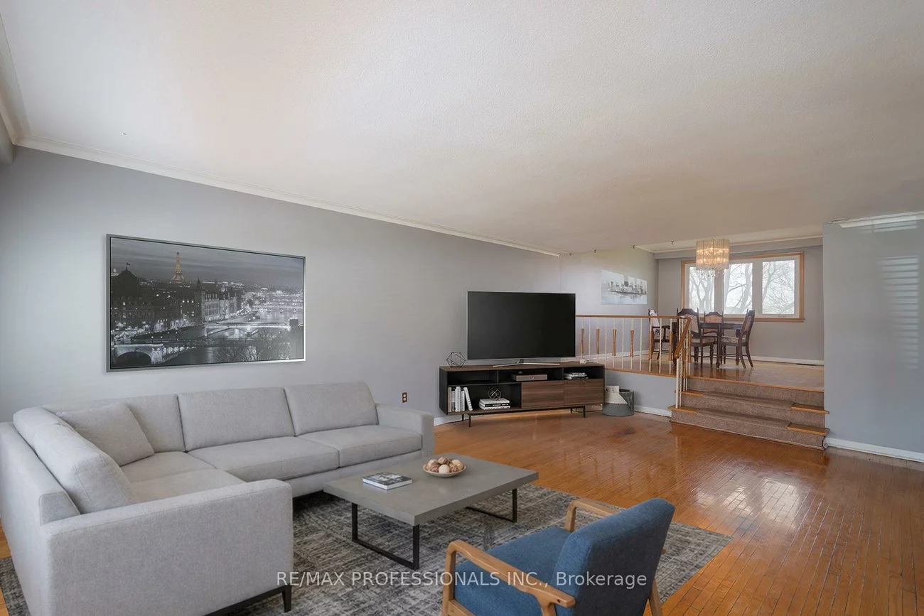 315, Markland, Markland Wood, Toronto