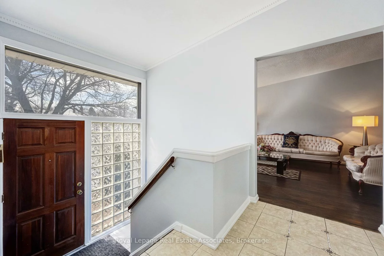 8, Caulfield, Elms-Old Rexdale, Toronto