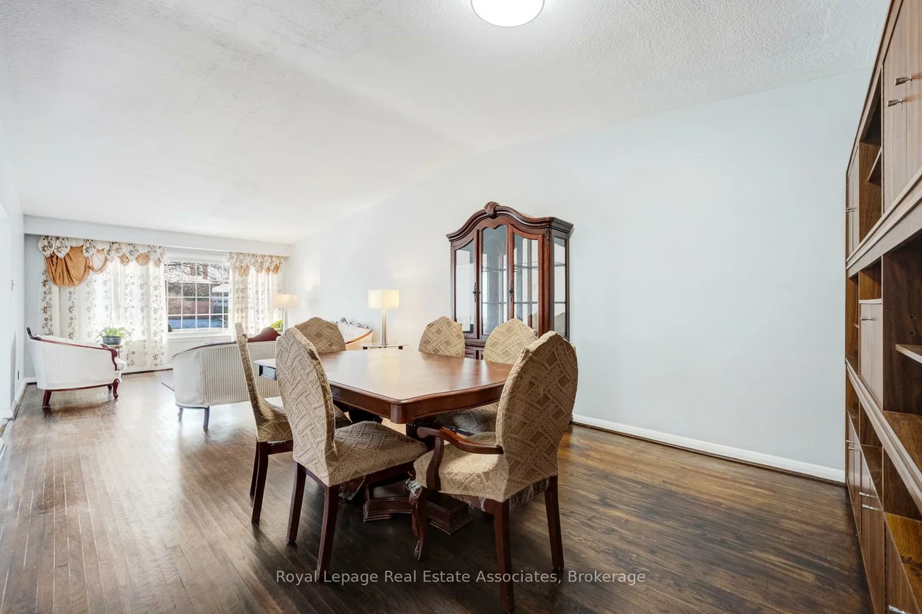 8, Caulfield, Elms-Old Rexdale, Toronto