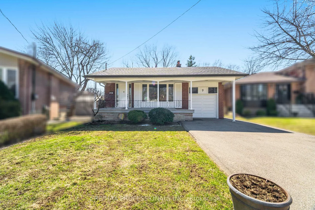 9, Halbadier, Islington-City Centre West, Toronto