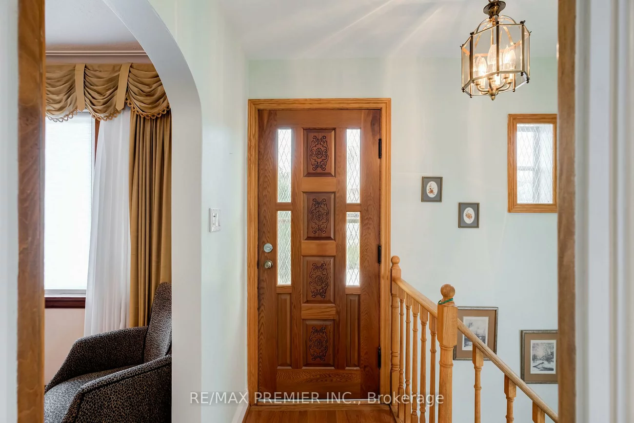 52, Richardson, Beechborough-Greenbrook, Toronto