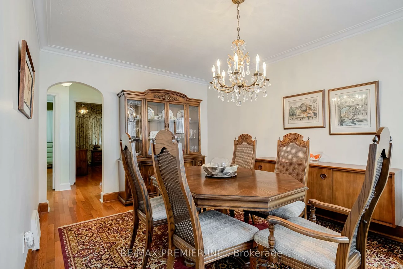 52, Richardson, Beechborough-Greenbrook, Toronto