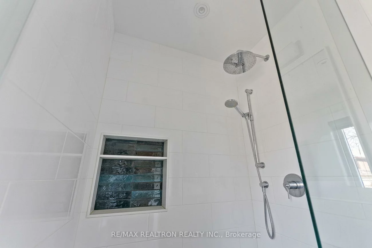 105, Springmount, Corso Italia-Davenport, Toronto