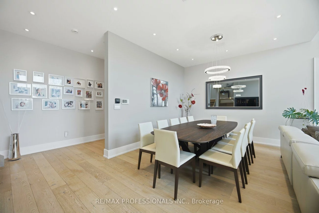 466, The Kingsway, Princess-Rosethorn, Toronto