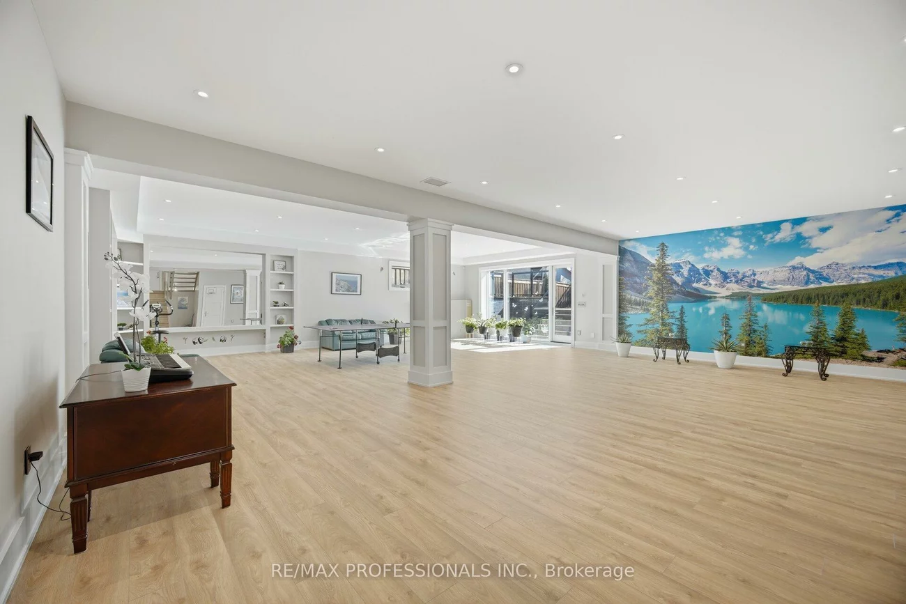 466, The Kingsway, Princess-Rosethorn, Toronto