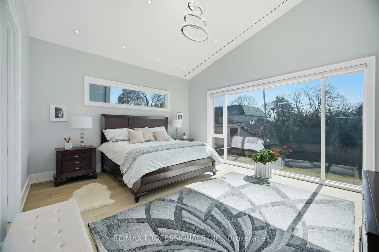 466, The Kingsway, Princess-Rosethorn, Toronto