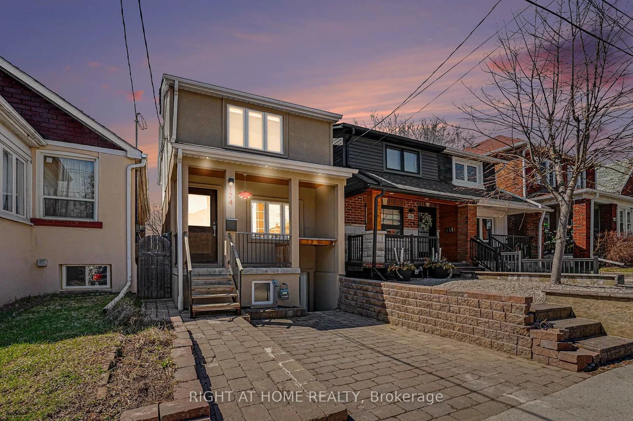 174, Rosethorn, Weston-Pellam Park, Toronto