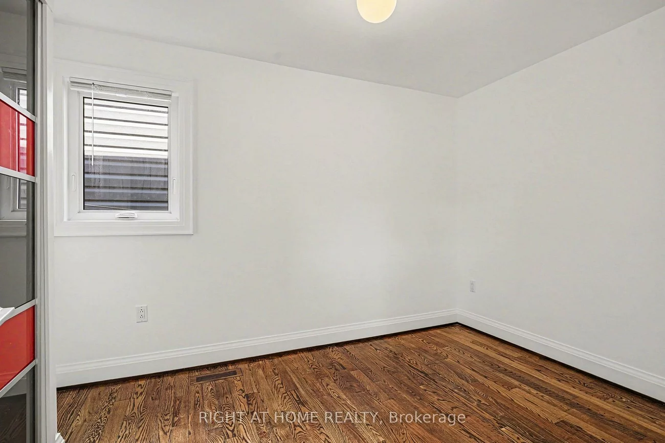 174, Rosethorn, Weston-Pellam Park, Toronto