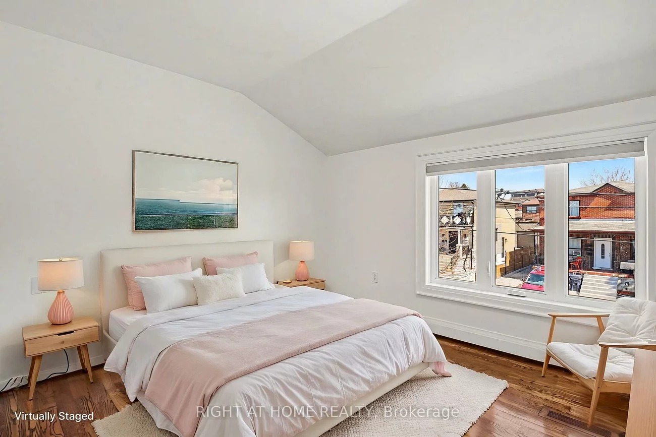 174, Rosethorn, Weston-Pellam Park, Toronto