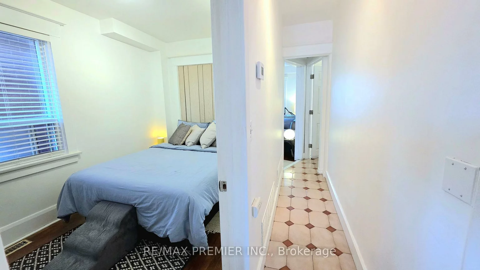 75, Auburn, Corso Italia-Davenport, Toronto