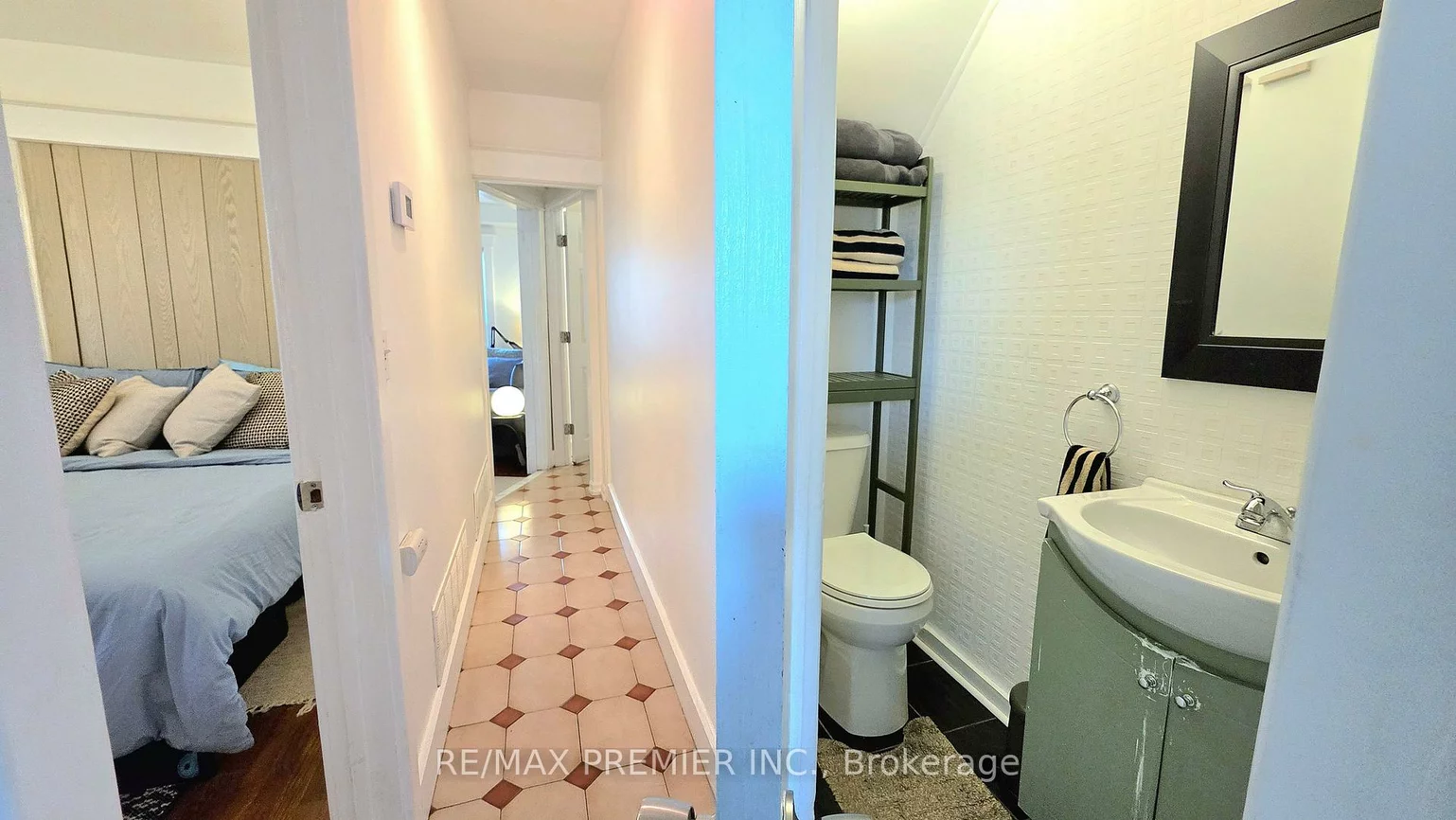 75, Auburn, Corso Italia-Davenport, Toronto