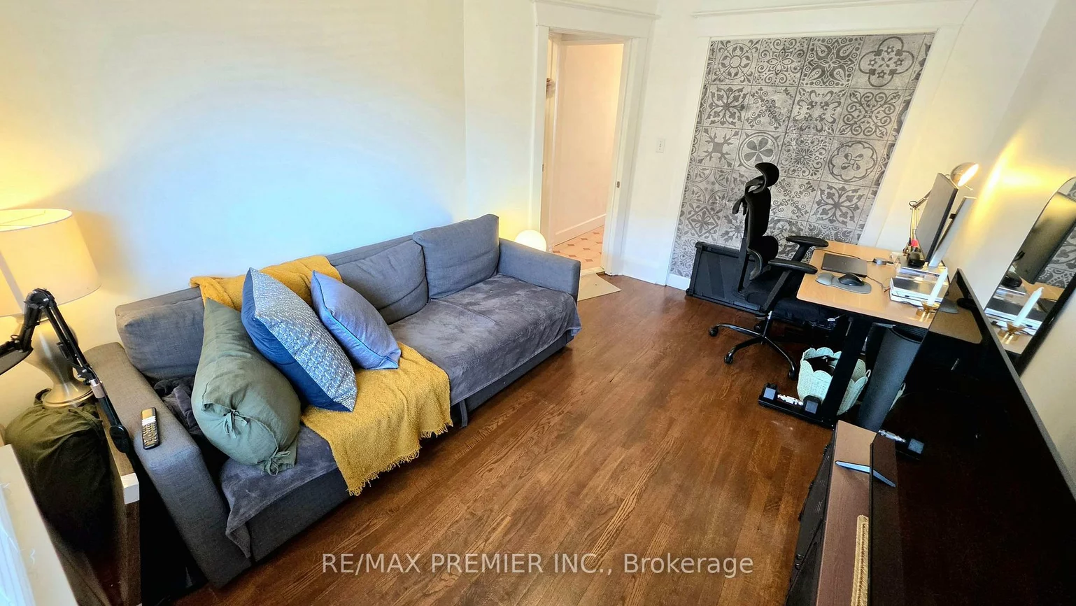 75, Auburn, Corso Italia-Davenport, Toronto