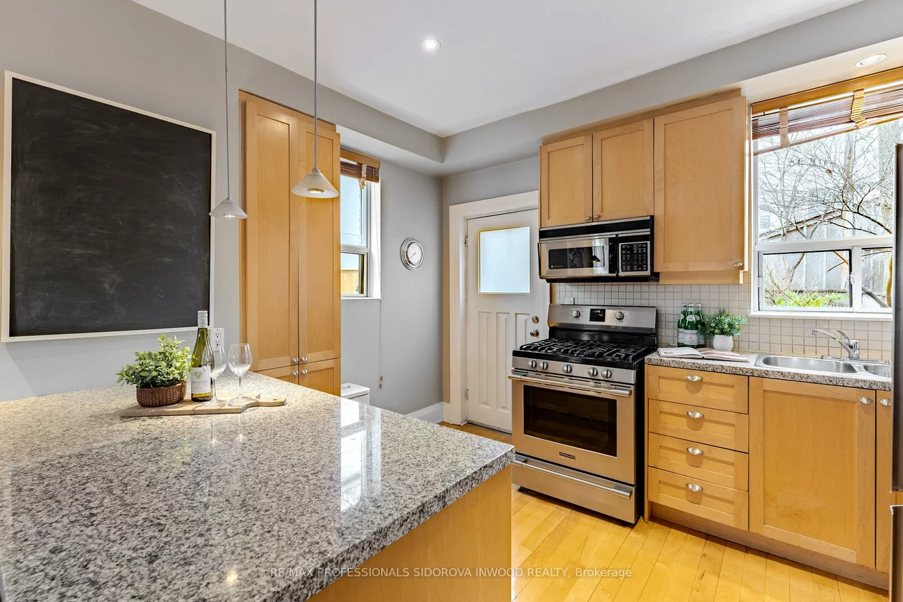 413, Indian, Junction Area, Toronto