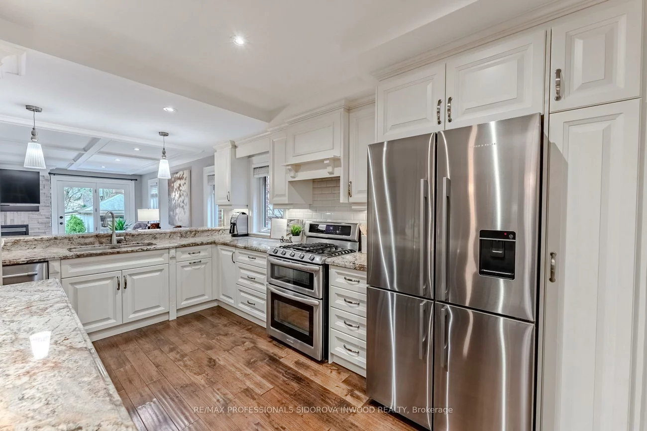 125, Glendonwynne, Runnymede-Bloor West Village, Toronto