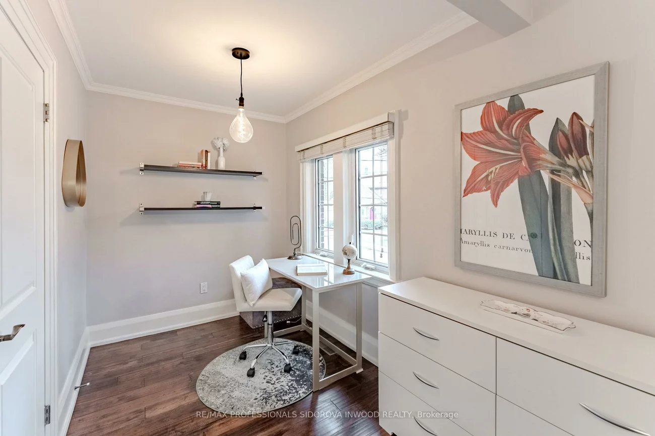 125, Glendonwynne, Runnymede-Bloor West Village, Toronto