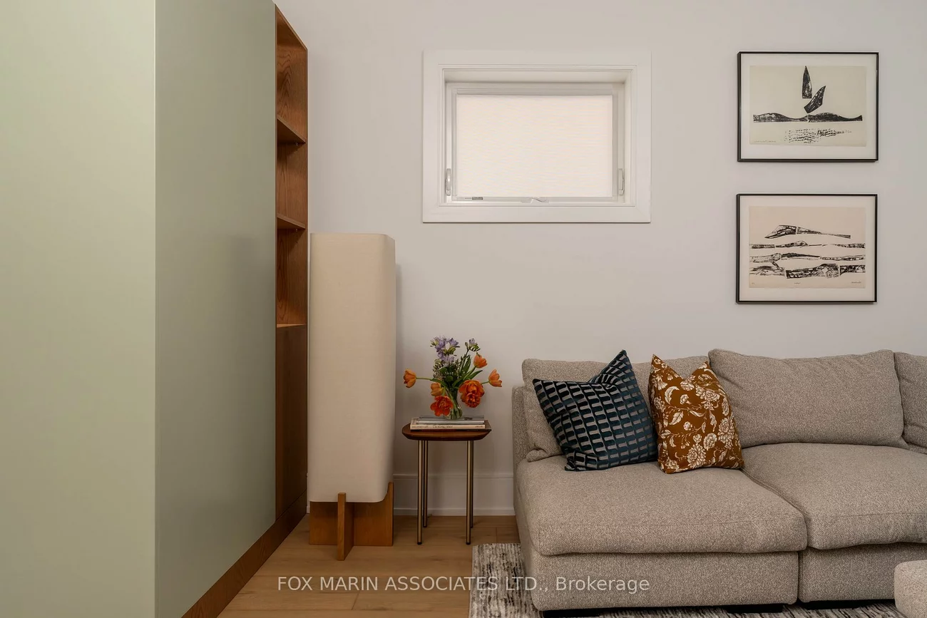 273A, Salem, Dovercourt-Wallace Emerson-Junction, Toronto