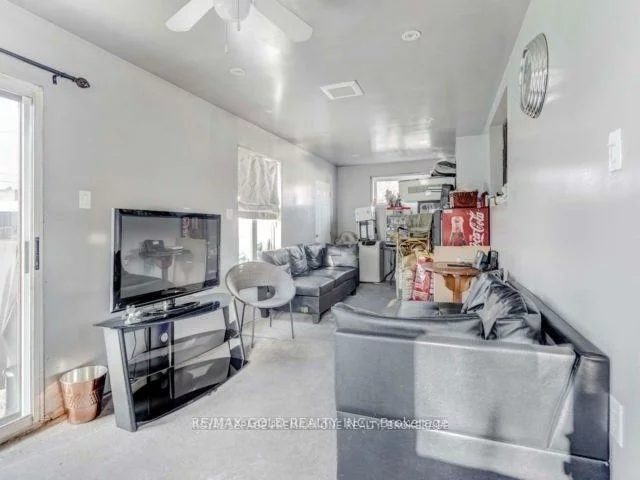 6, Monaco, Black Creek, Toronto