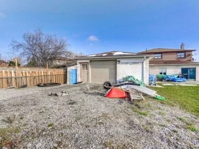 6, Monaco, Black Creek, Toronto