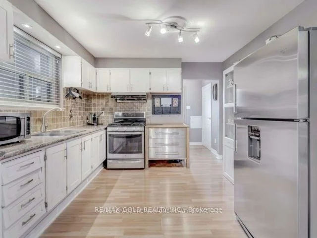 6, Monaco, Black Creek, Toronto