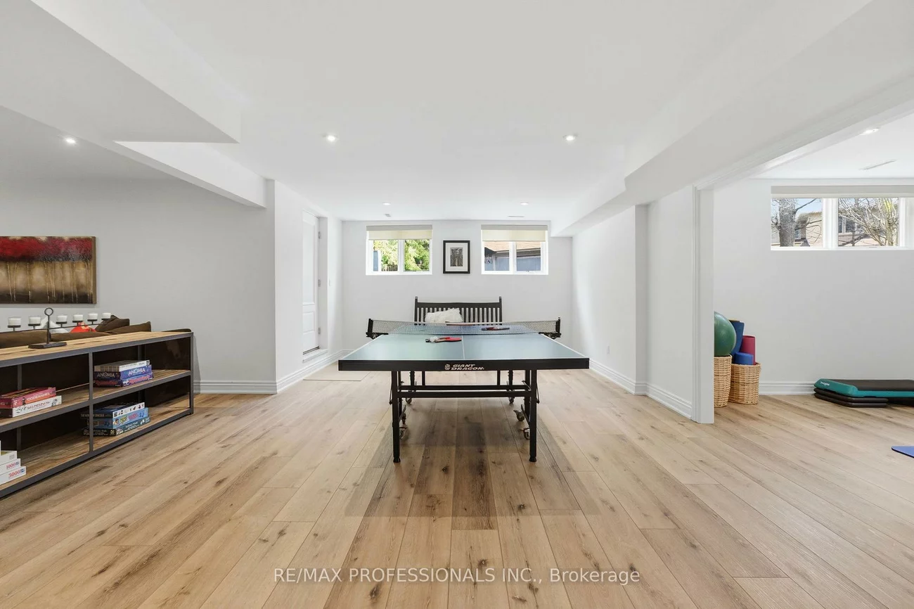 17, Rockingham, Princess-Rosethorn, Toronto