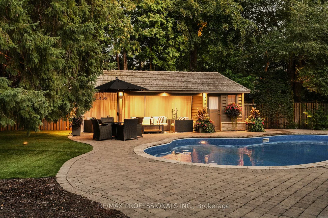 17, Rockingham, Princess-Rosethorn, Toronto