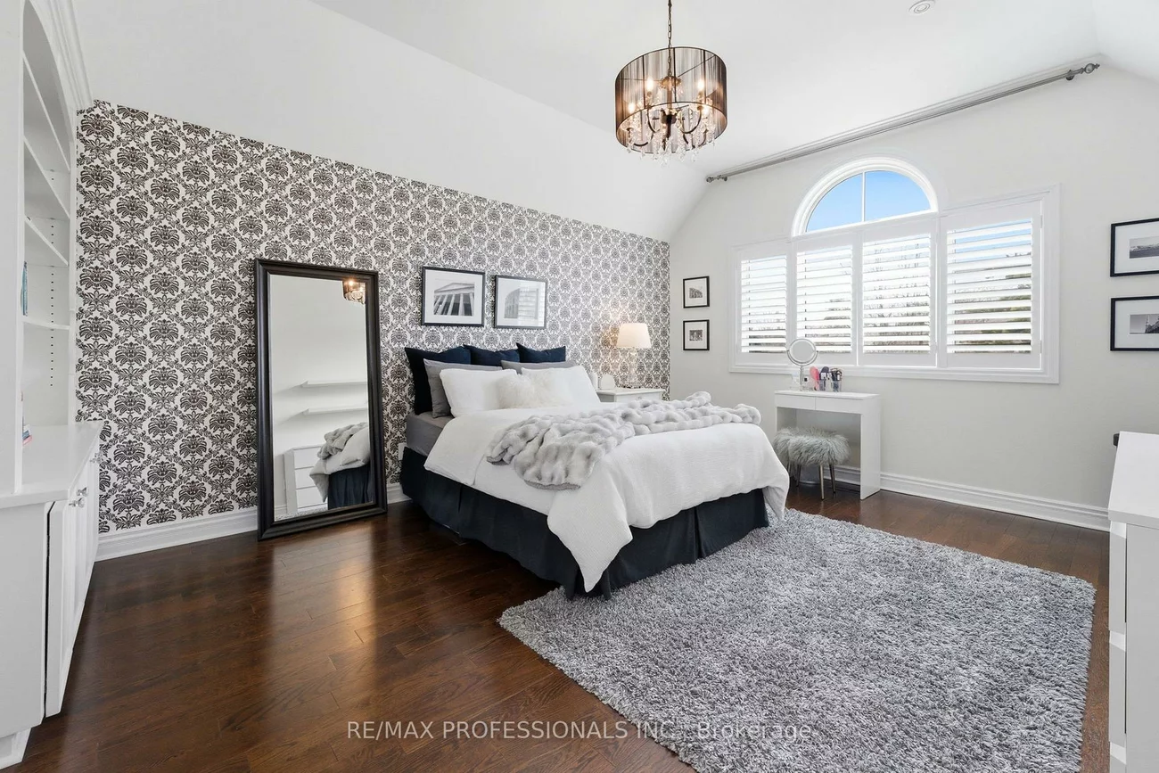 17, Rockingham, Princess-Rosethorn, Toronto