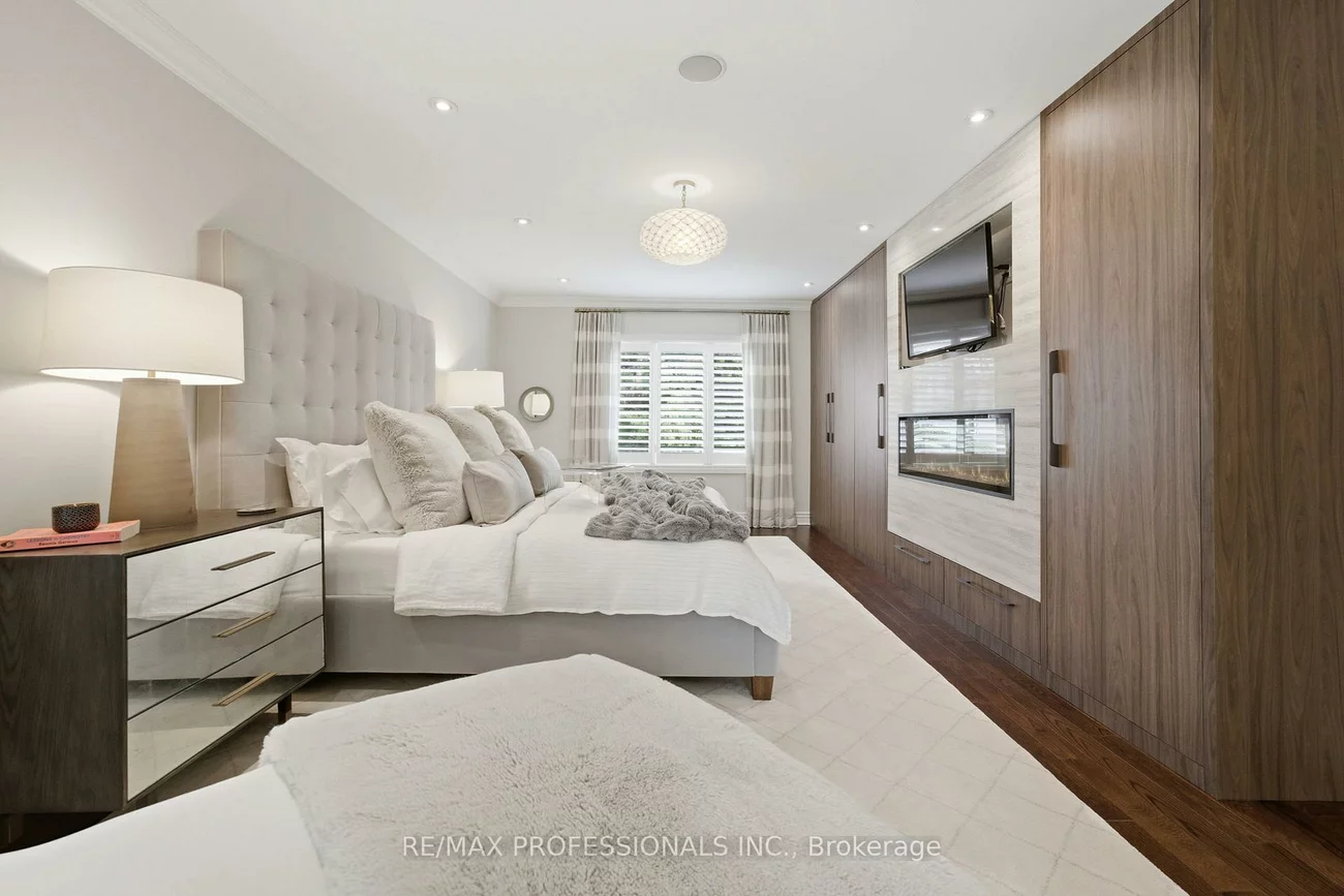 17, Rockingham, Princess-Rosethorn, Toronto