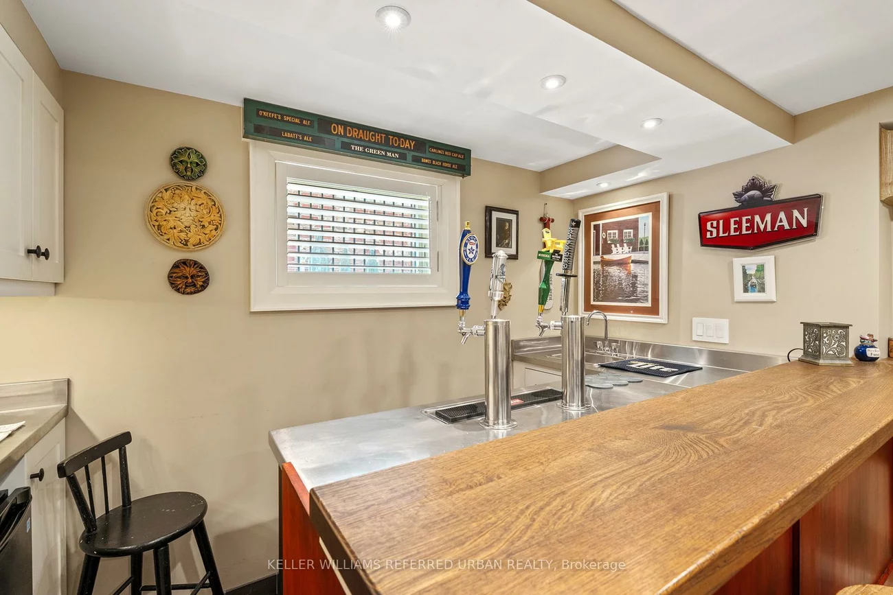 317, Rathburn, Islington-City Centre West, Toronto