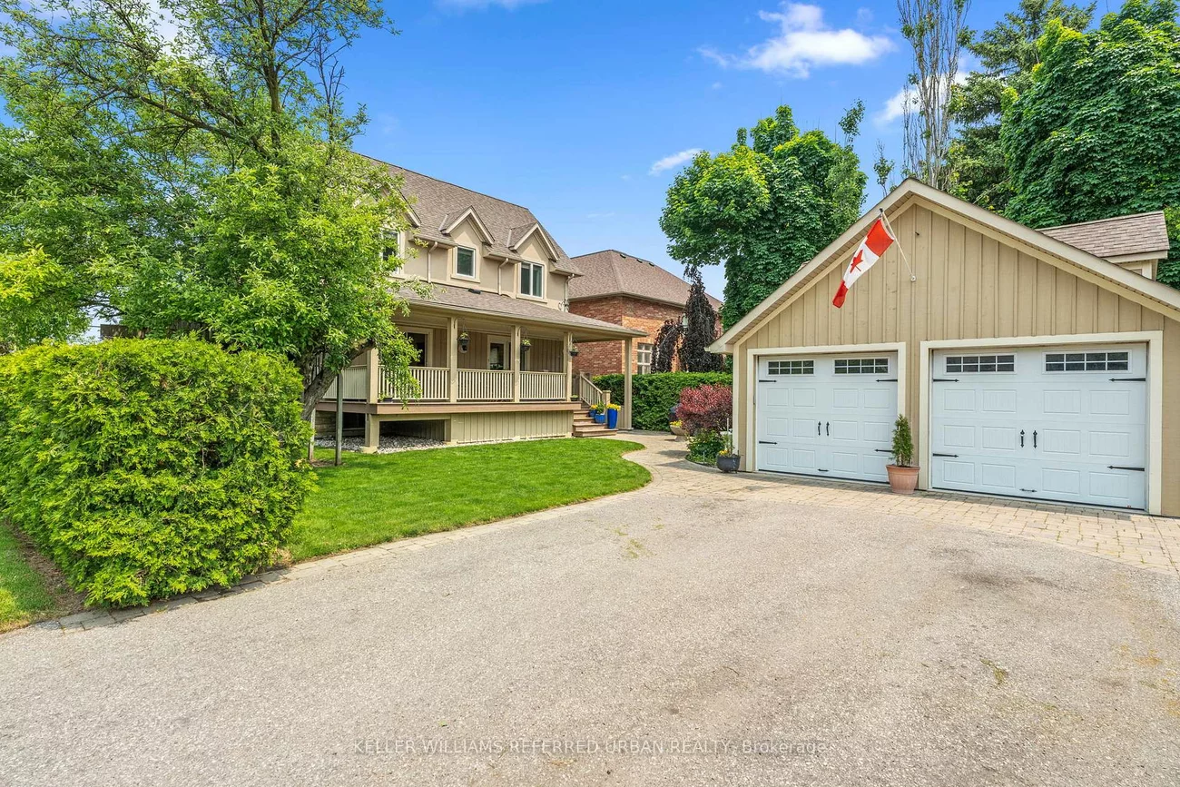 317, Rathburn, Islington-City Centre West, Toronto