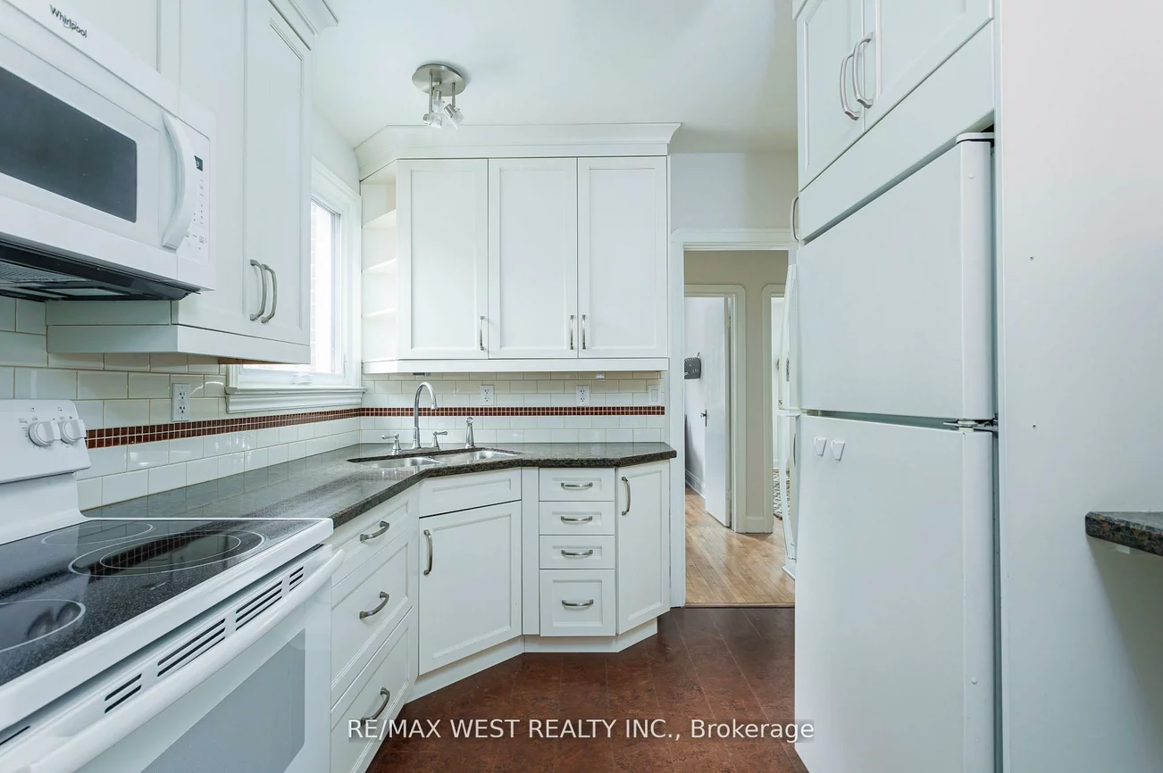 3, Glenroy, Stonegate-Queensway, Toronto