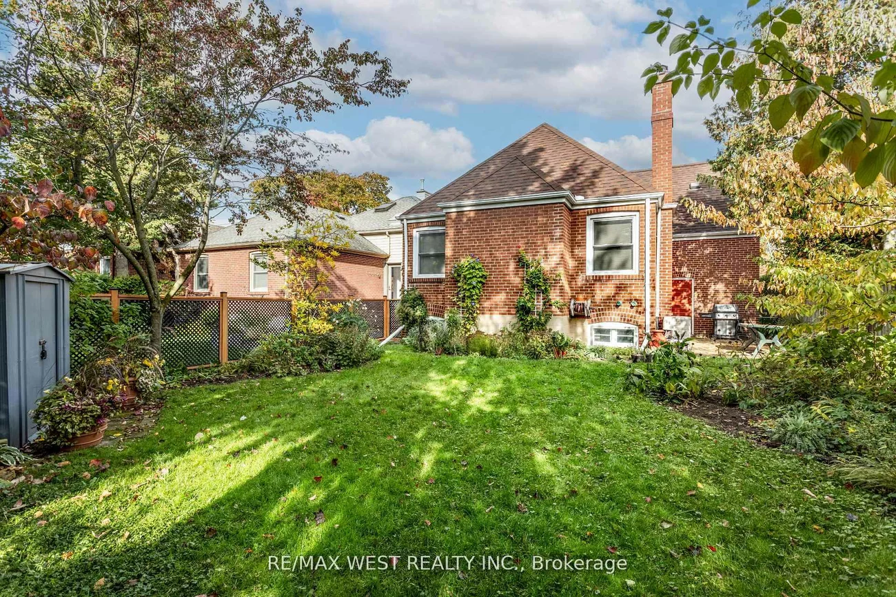 3, Glenroy, Stonegate-Queensway, Toronto