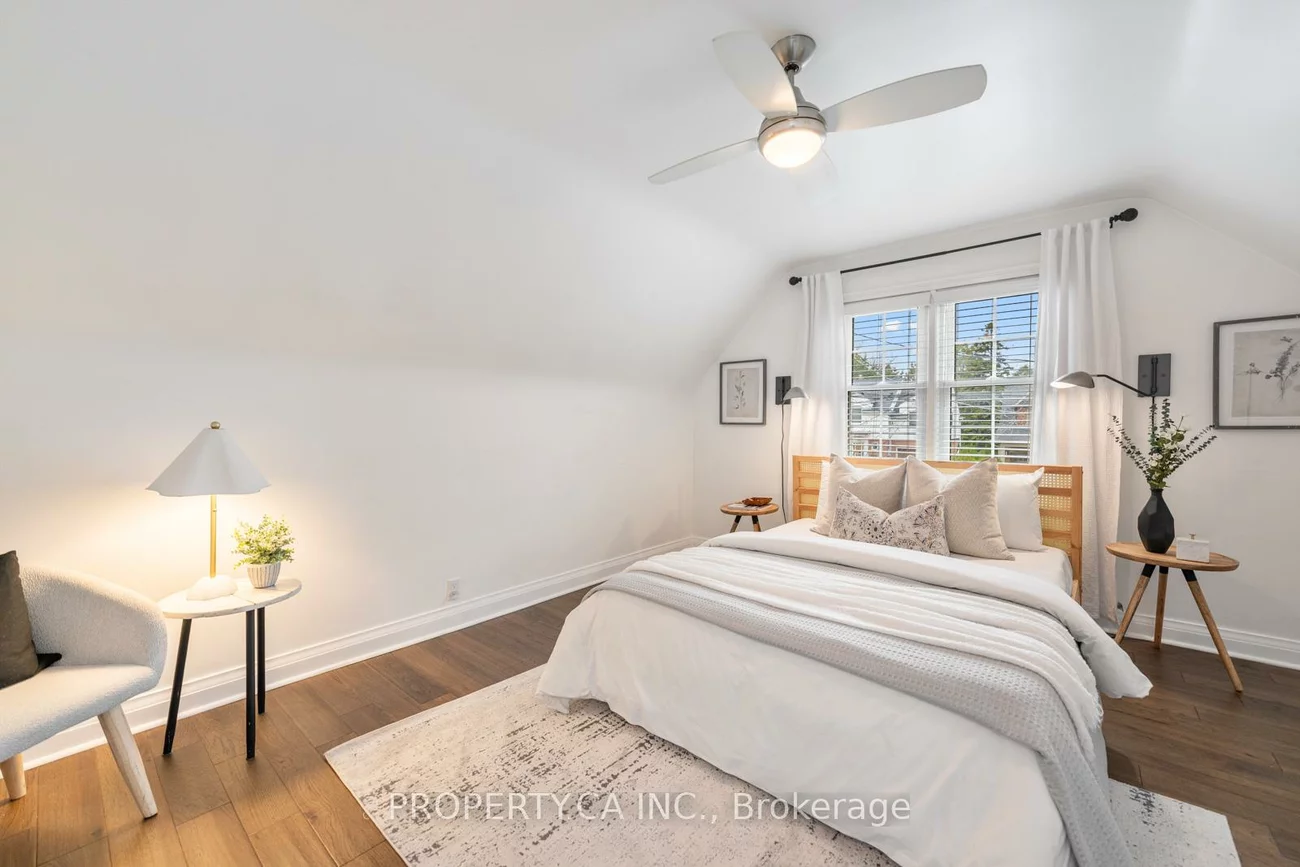 29, Oakfield, Stonegate-Queensway, Toronto