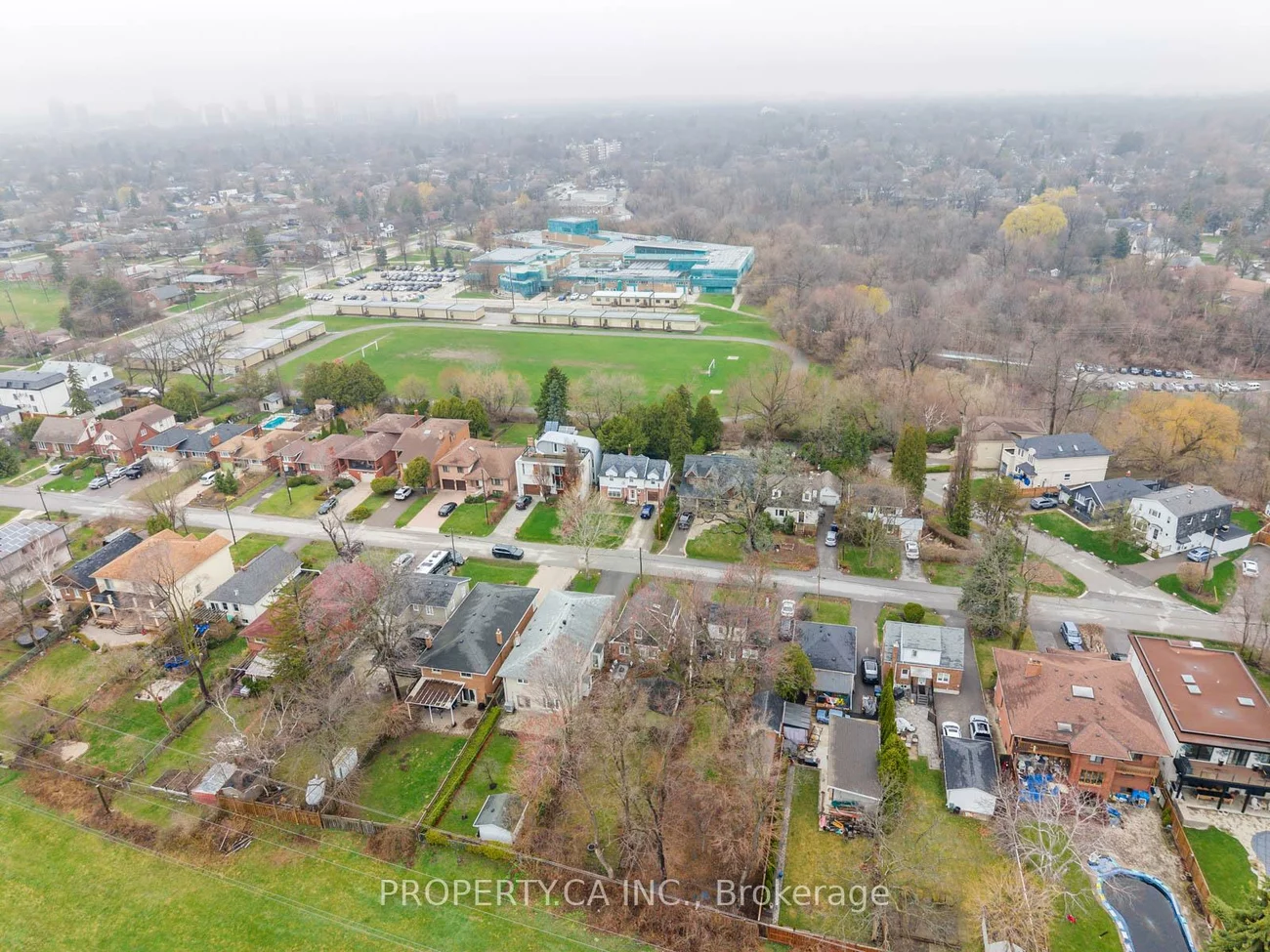 29, Oakfield, Stonegate-Queensway, Toronto