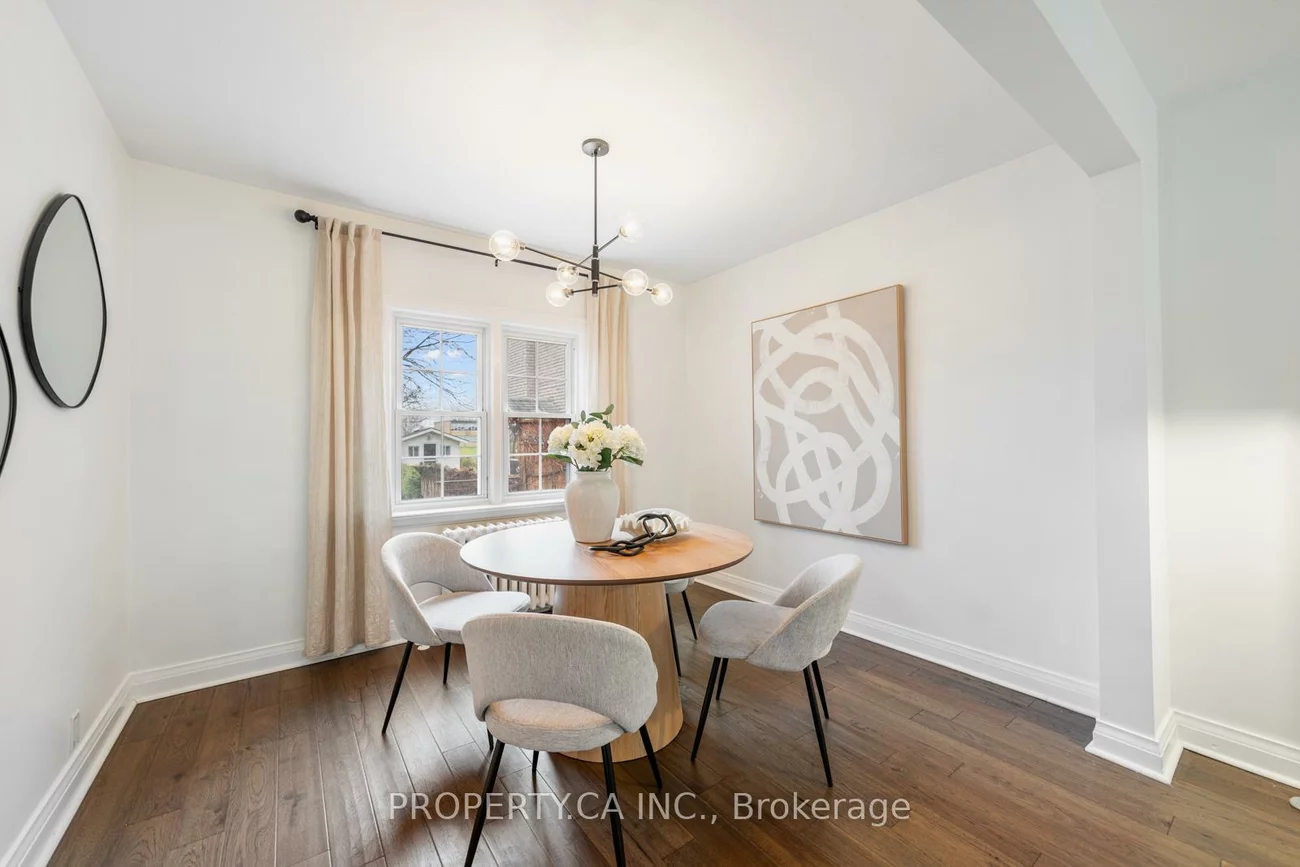 29, Oakfield, Stonegate-Queensway, Toronto