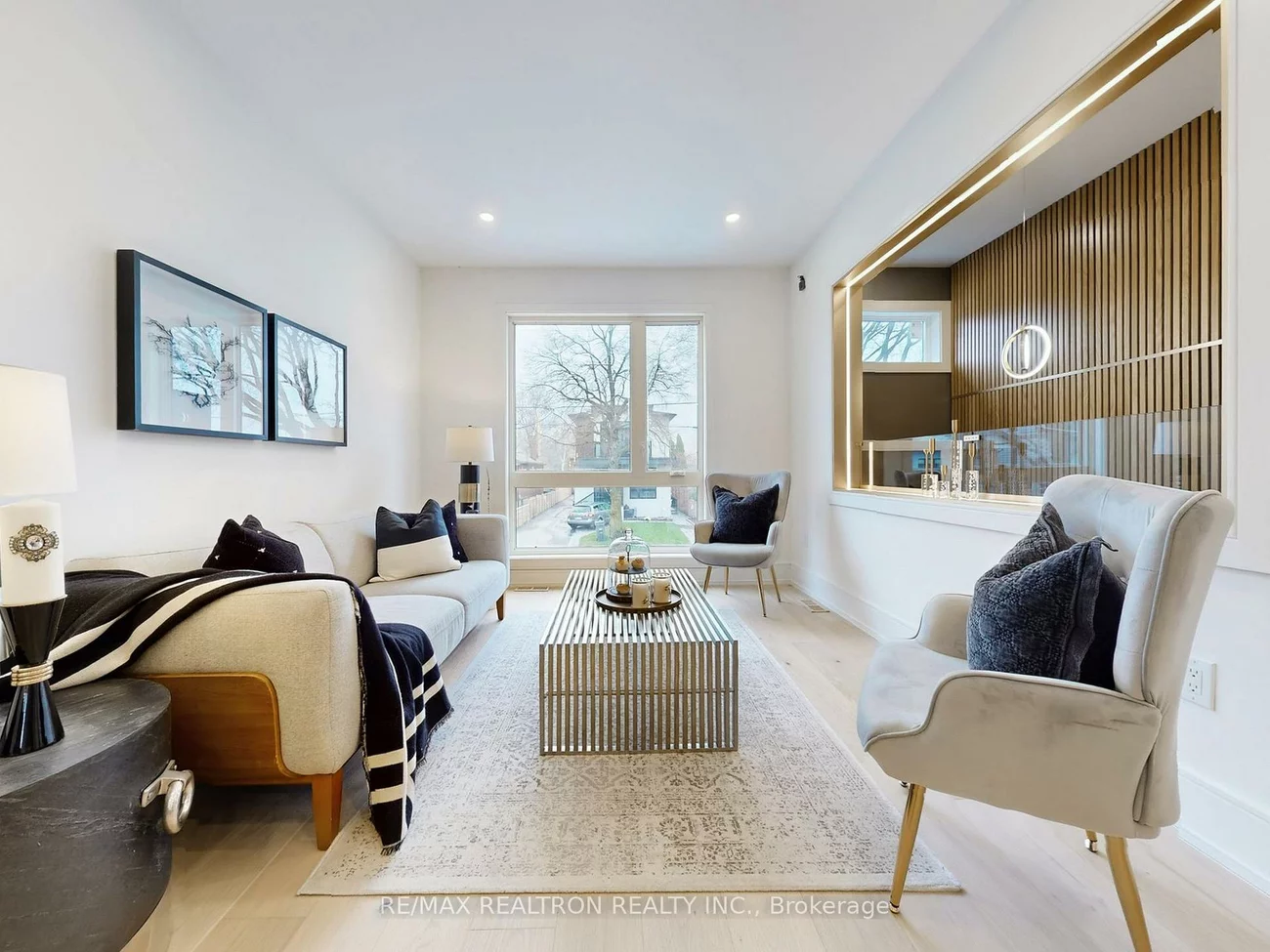 41, Algoma, Mimico, Toronto