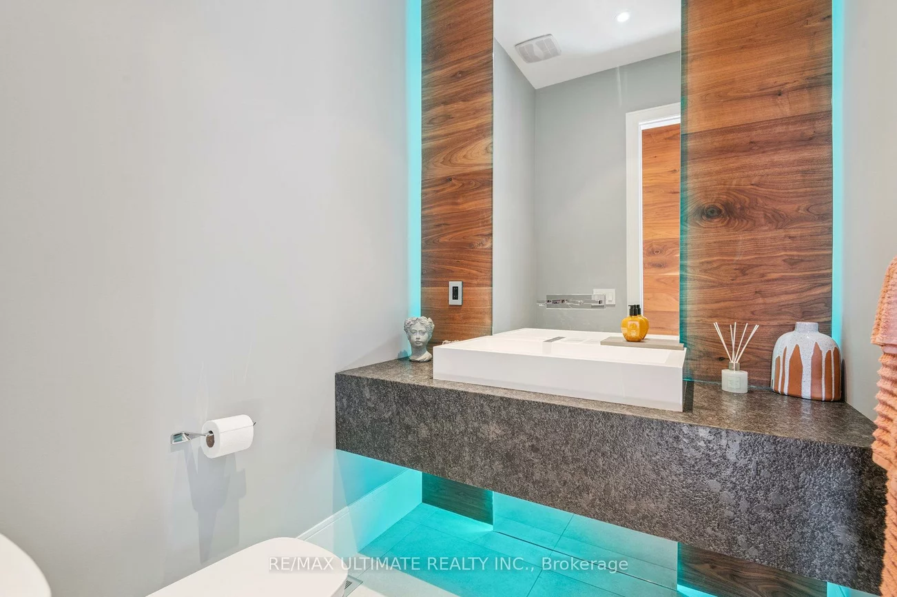 1139, Glengrove, Yorkdale-Glen Park, Toronto