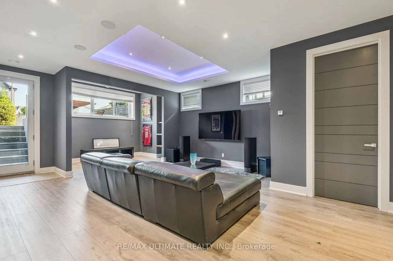1139, Glengrove, Yorkdale-Glen Park, Toronto