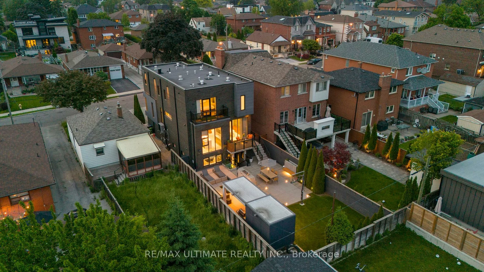 1139, Glengrove, Yorkdale-Glen Park, Toronto