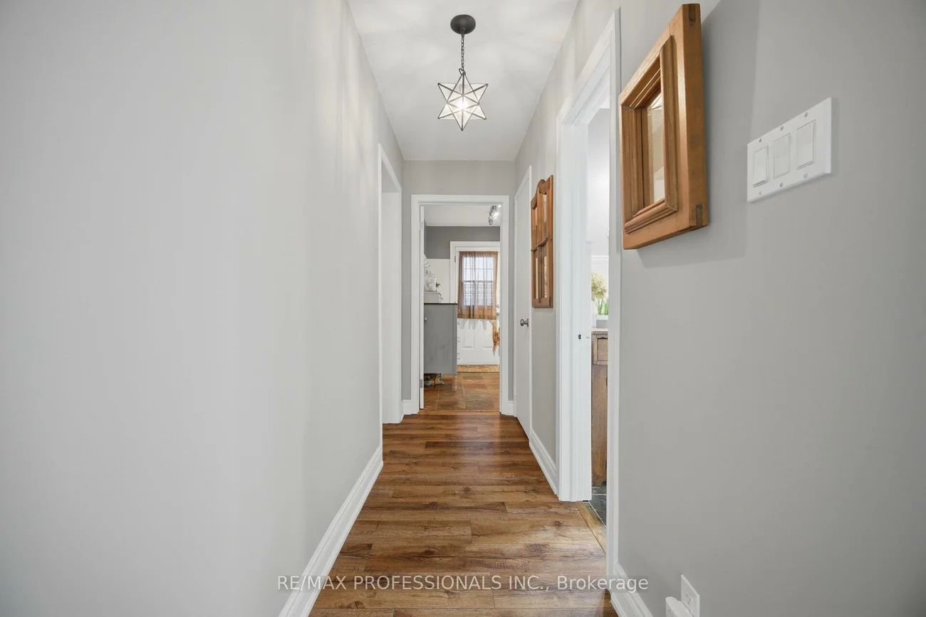 16, Cherry Post, Markland Wood, Toronto