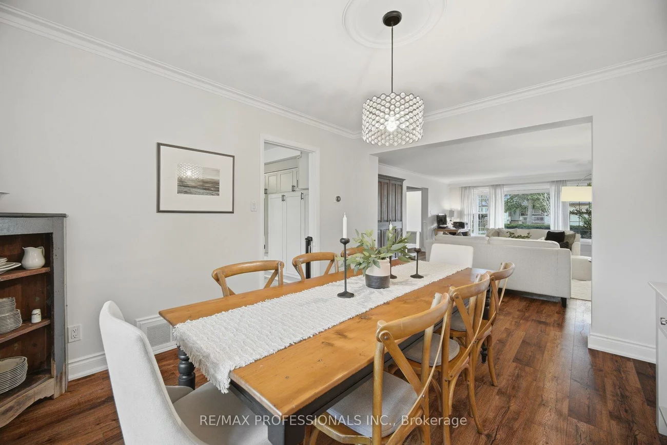 16, Cherry Post, Markland Wood, Toronto