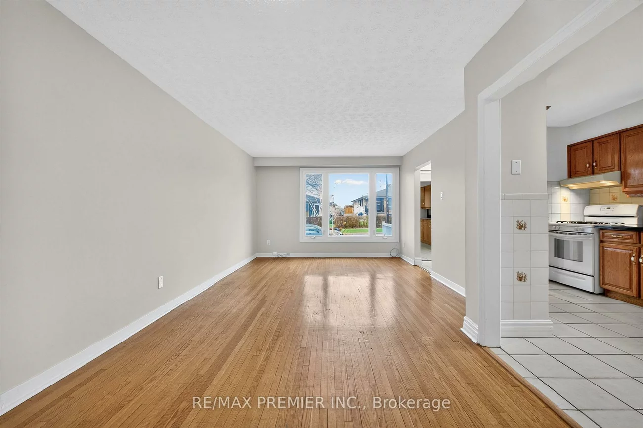 39, Hucknall, York University Heights, Toronto