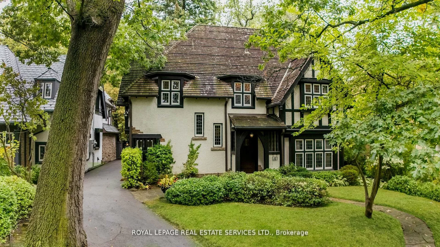 18, Queen Marys, Kingsway South, Toronto